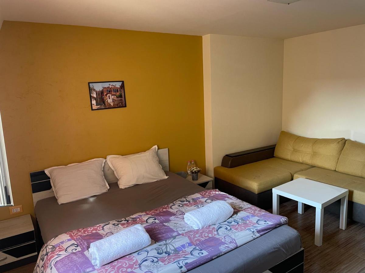Manana House Hotel พลอฟดิฟ ภายนอก รูปภาพ